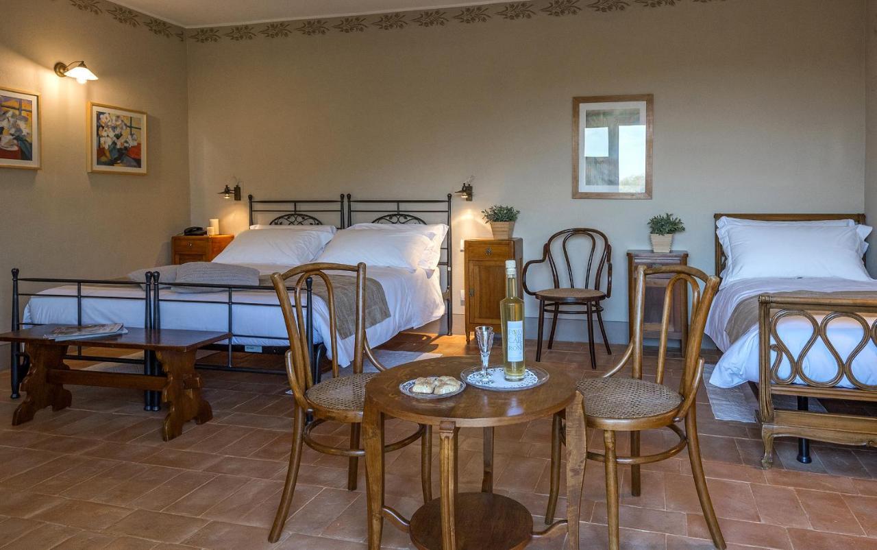 Podere Carceroni Poggi del Sasso Buitenkant foto