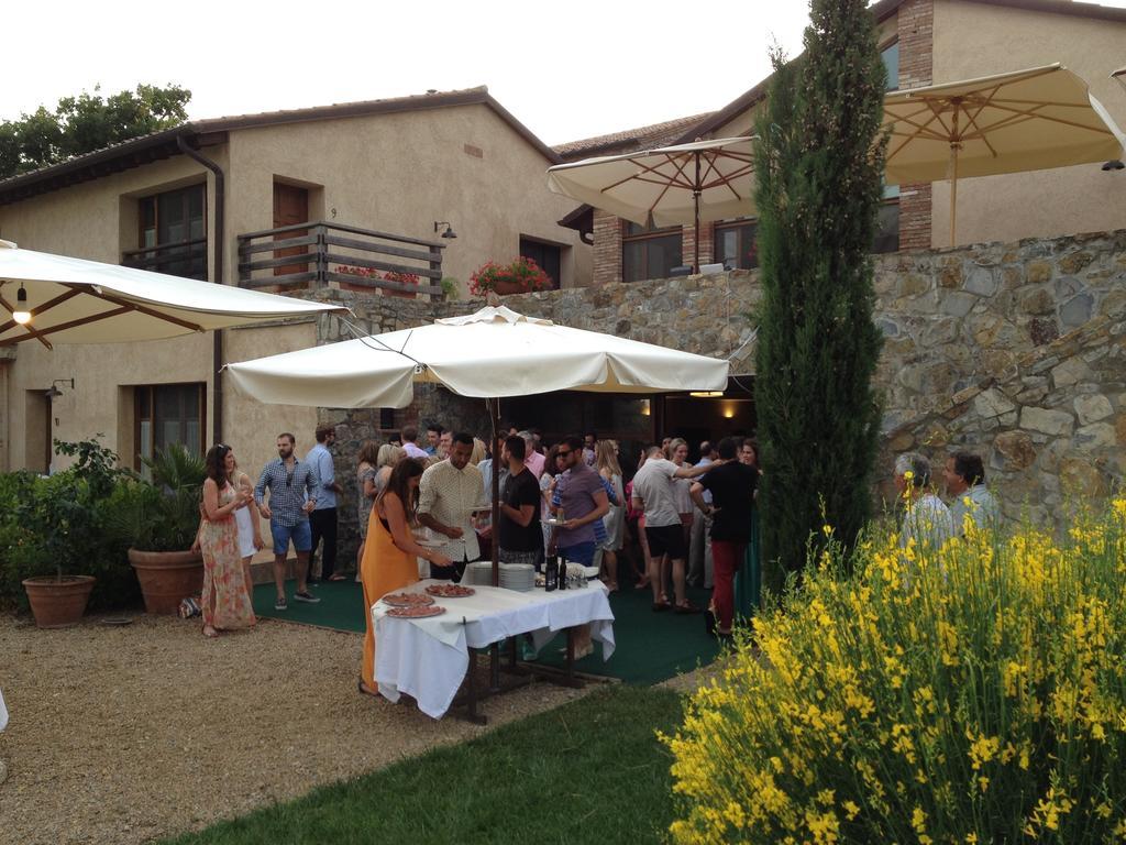 Podere Carceroni Poggi del Sasso Buitenkant foto