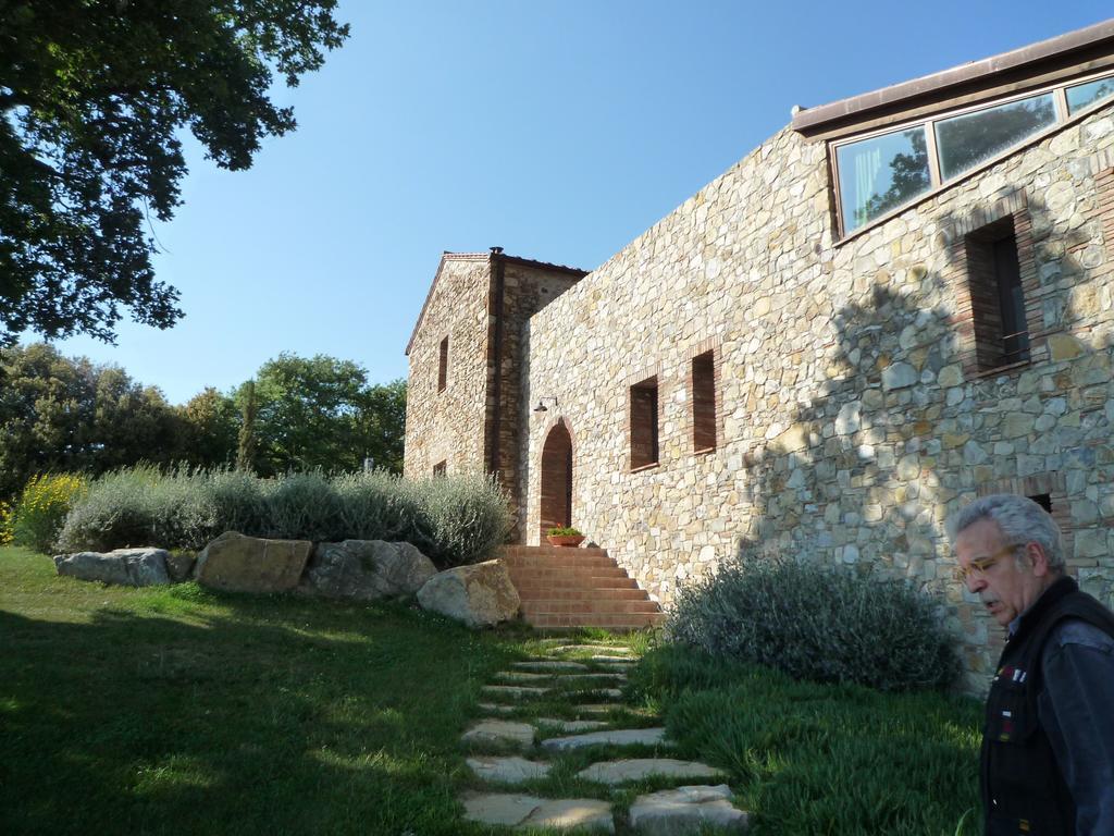 Podere Carceroni Poggi del Sasso Buitenkant foto
